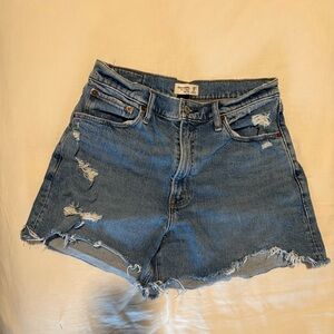 Abercrombie & Fitch 4” Mom Short High Rise 29/8